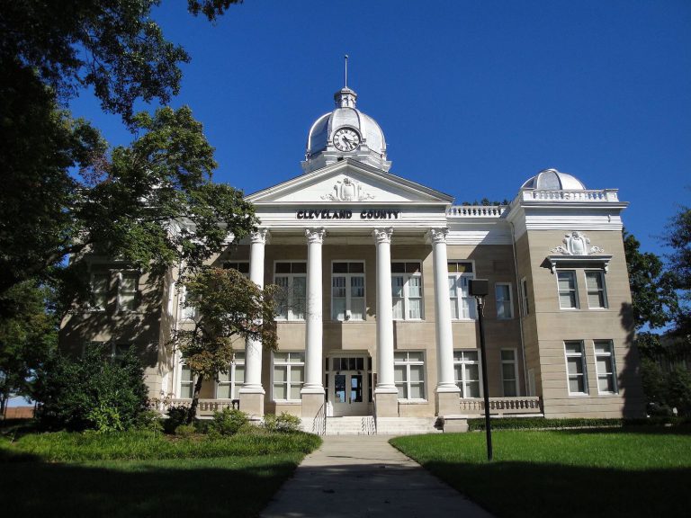 The 7 Best City Halls and Courthouses for Weddings - Joy