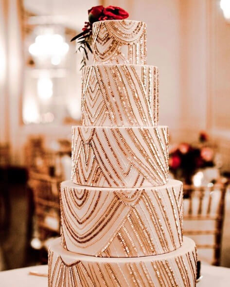 glitz and glam wedding cake unique wedding cake idea