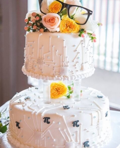 wedding cake for a themed wedding unique wedding cake idea