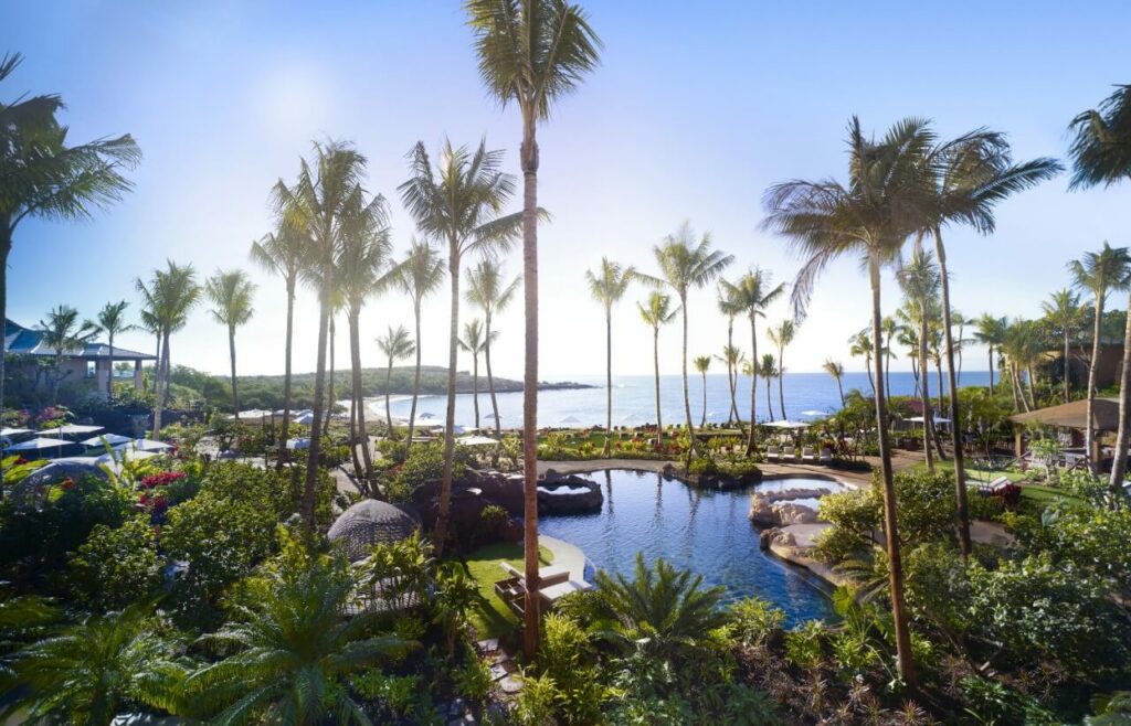 Four Seasons Resort Lanai honeymoon resorts hawaii