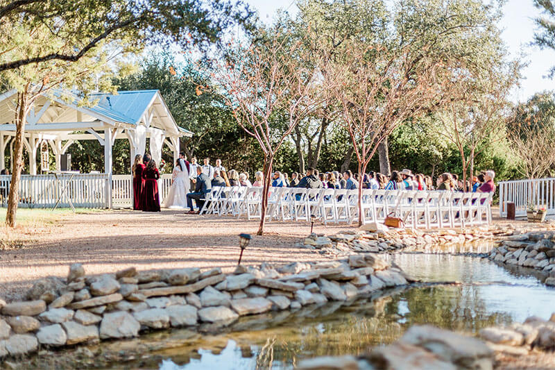 7 Rustic Wedding Venues in San Antonio - Joy