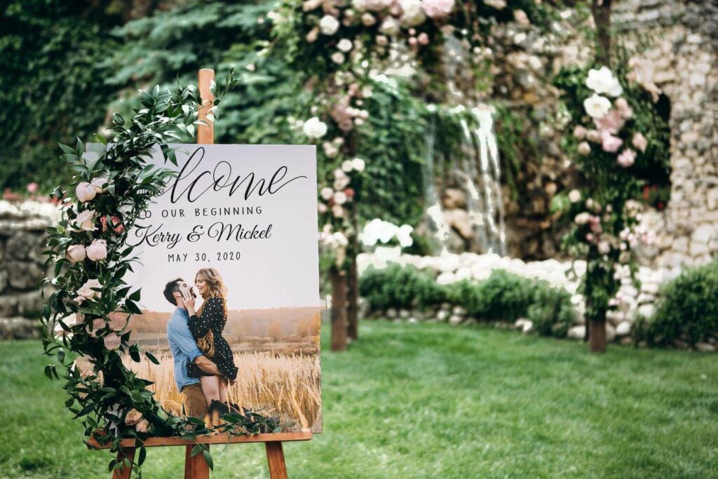 The Best Easel for Wedding Welcome Signs