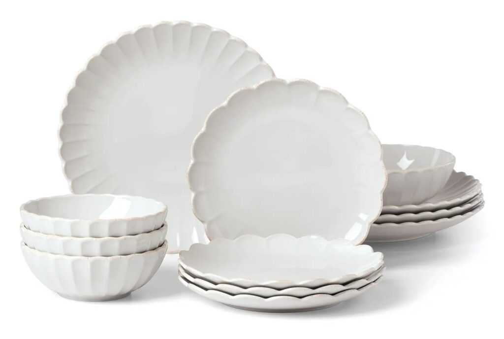 Lenox French Perle Scallop 12-Piece Dinnerware Set