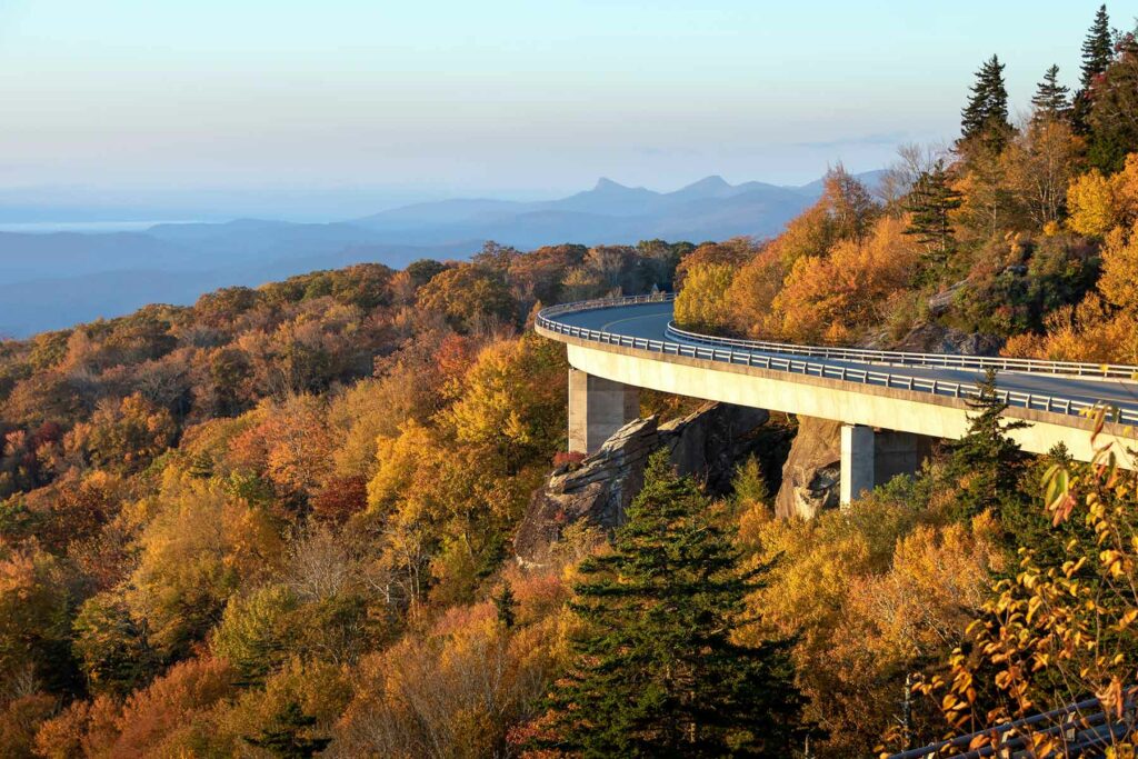 A stretch of Blue Ridge Parkway during the fall