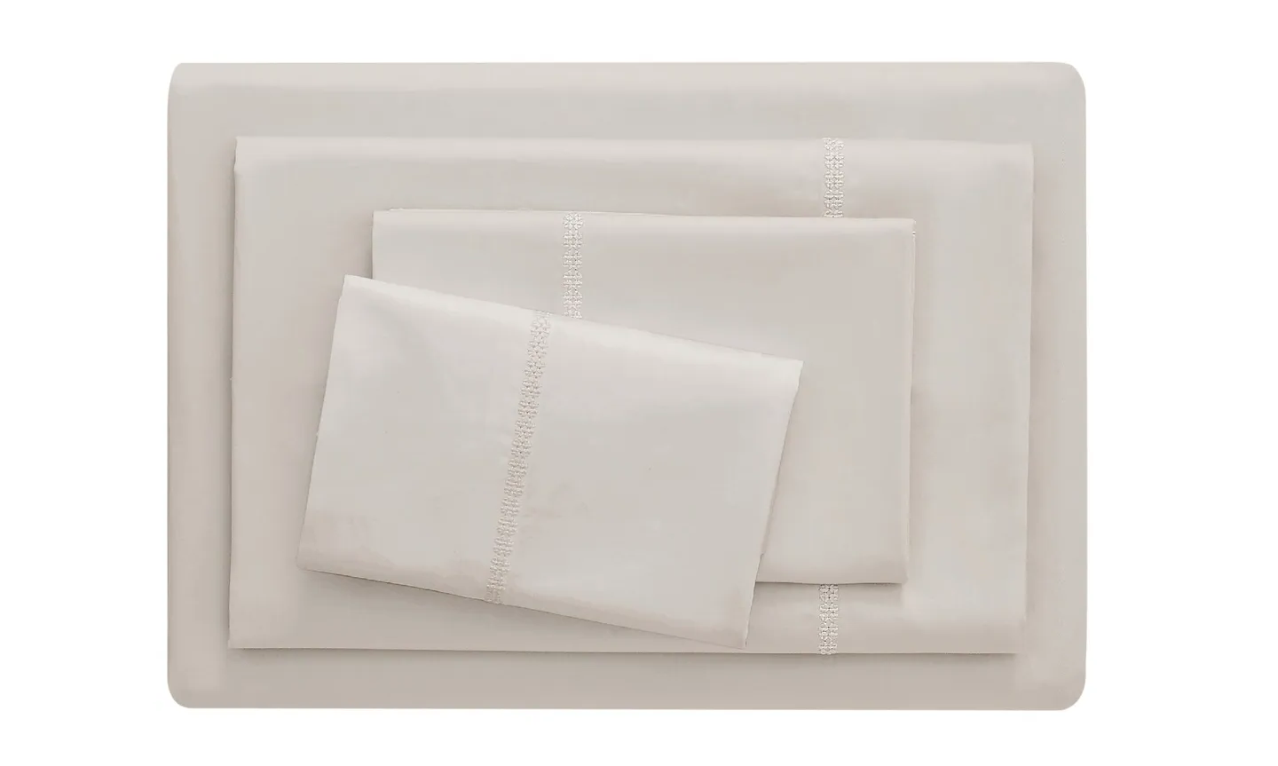 The Best Bedding Items to Add to Your Registry Joy