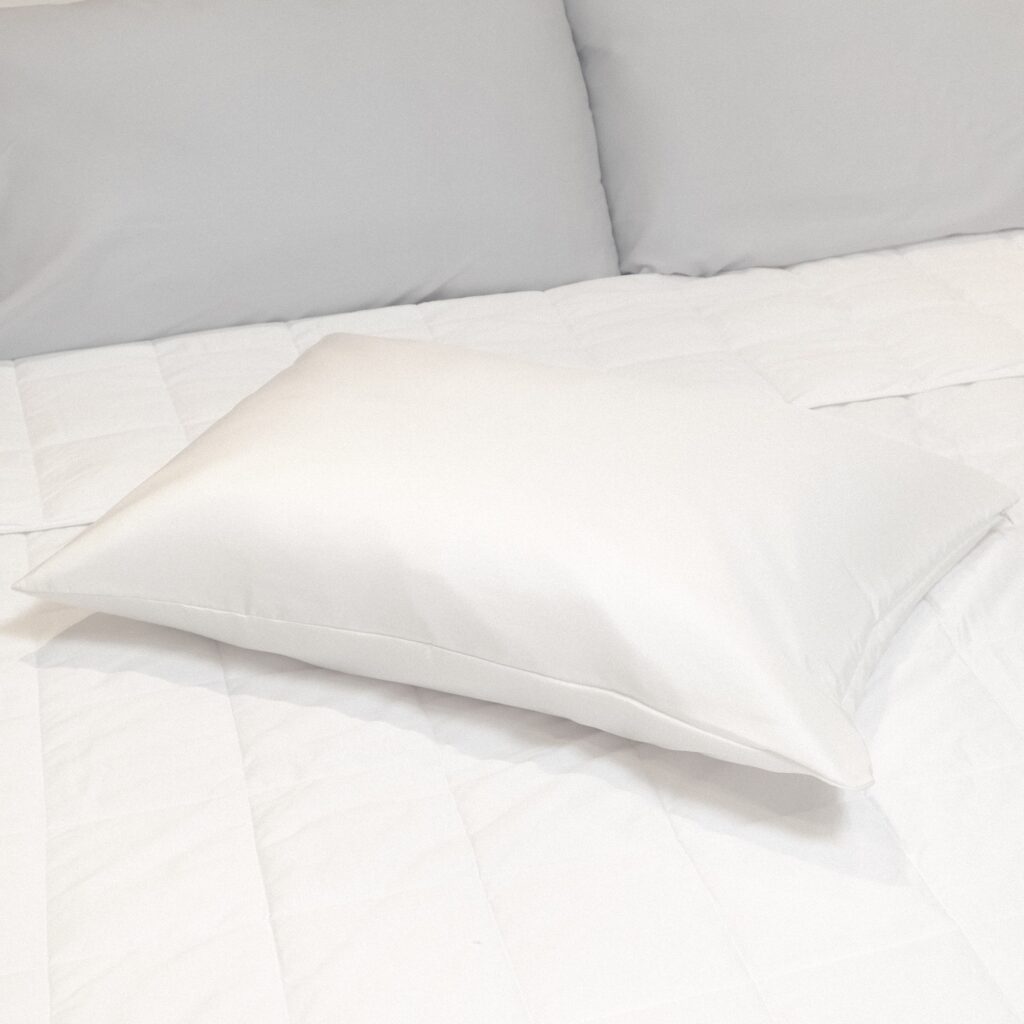 The Best Bedding Items to Add to Your Registry - Joy