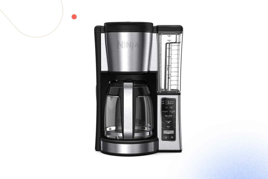 https://withjoy.com/blog/wp-content/uploads/2023/12/Best-Wedding-Registry-Ideas_12-Cup-Programmable-Coffee-Brewer-1024x683.jpg