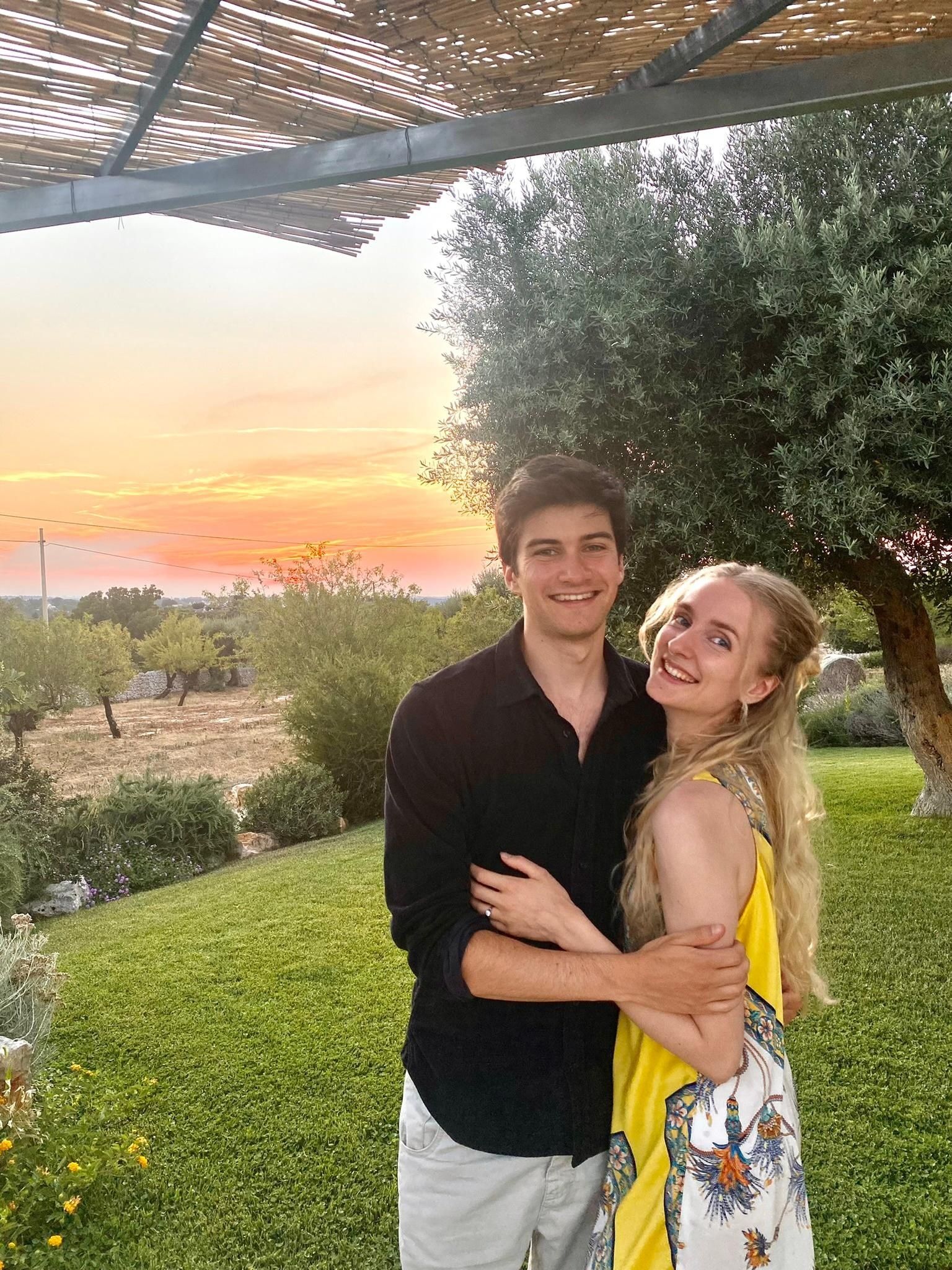Are Trey And Izzy Married - xif3i0i