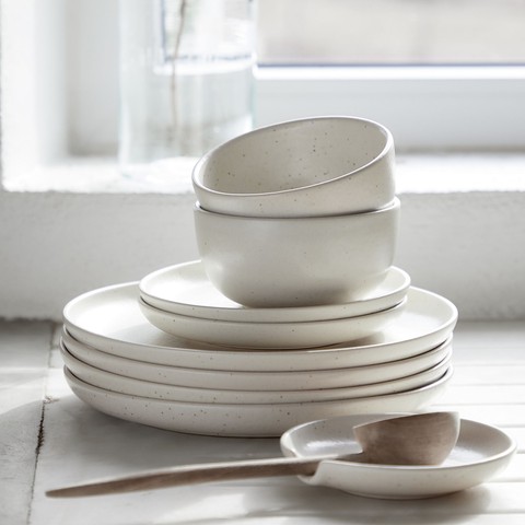 Casafina Pacifica 16-Piece Dinnerware Set in Vanilla, Service for 4 wedding registry gift