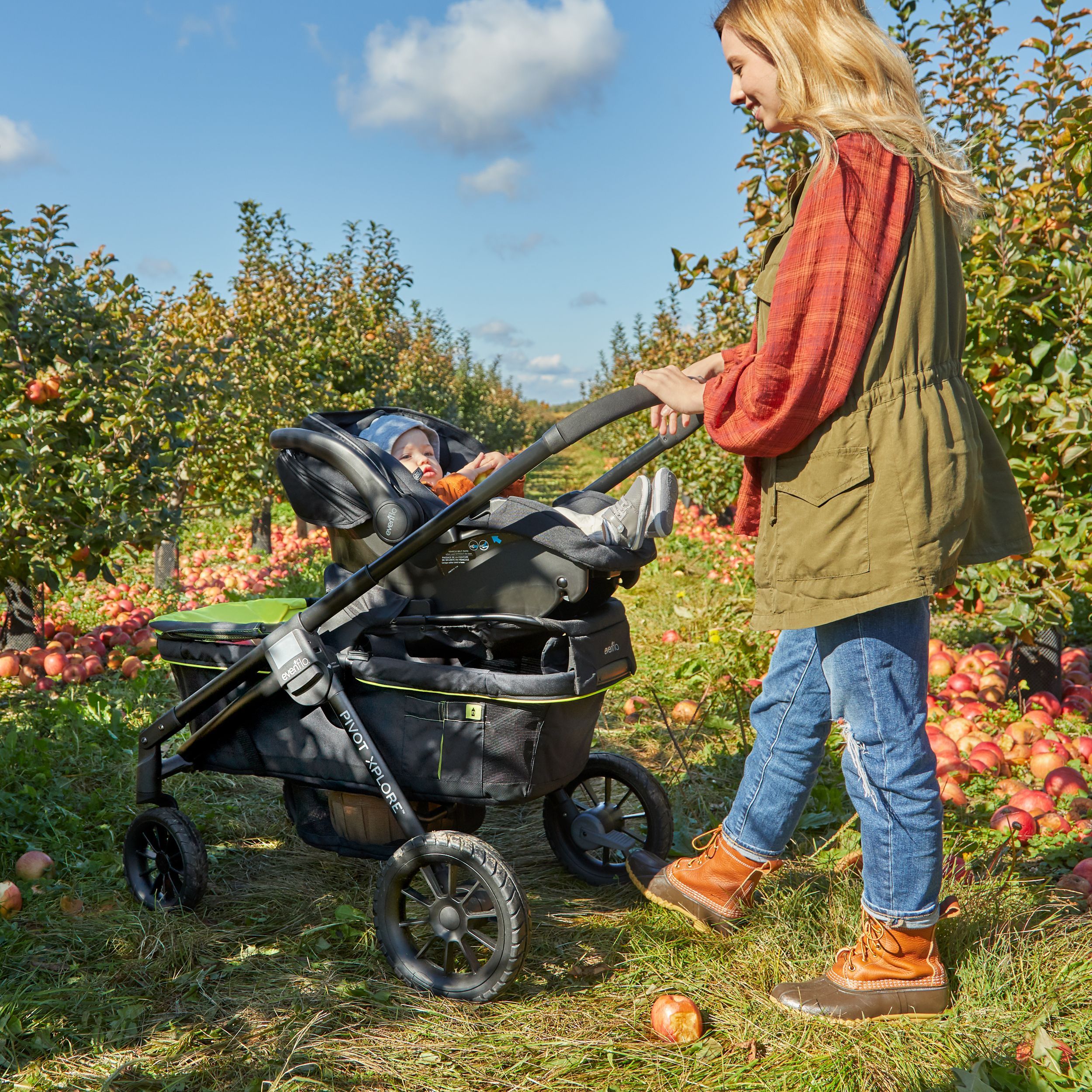 maxi cosi zelia stroller Maxi-Cosi Zelia Luxe 5-in-1 Modular Travel System, New Hope Navy main image 1